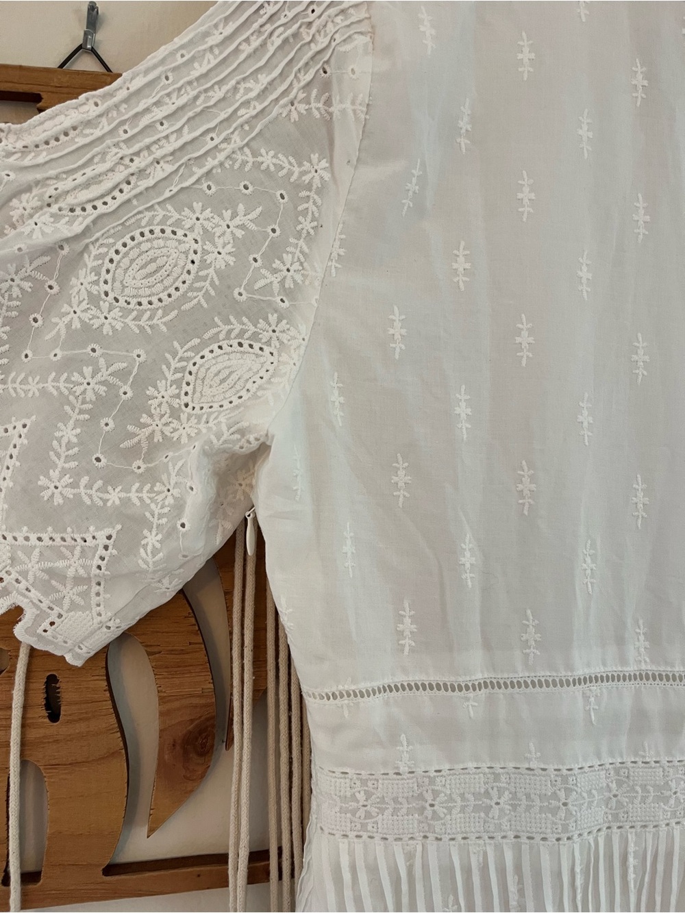 NWT Magaschoni White Linen Eyelet Short Sleeve Button-Front Maxi Dress Medium - Picture 13 of 13